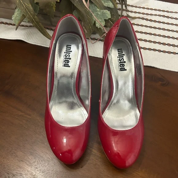 Chic Red Patent Leather Style Pump Heels Unlisted Cherry - Picture 3 of 8